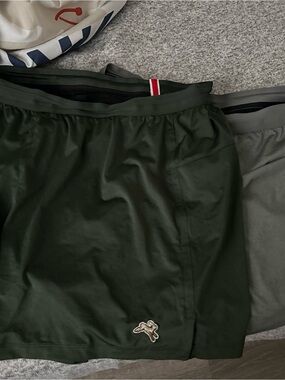 2 Pairs Tracksmith Session Shorts Men’s XL